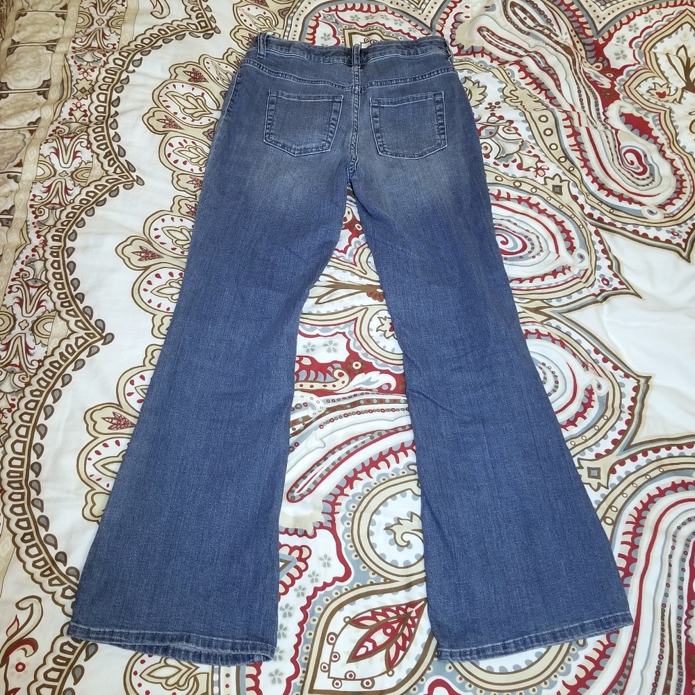 Y2K Women's Jeans Small Blue Heart Pocket Flare Light/Medium Wash **CLEARANCE** - Picture 2 of 4
